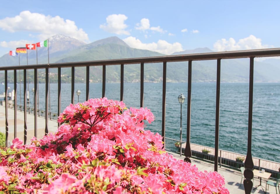 Balcony/Terrace, Lake view, Mountain view