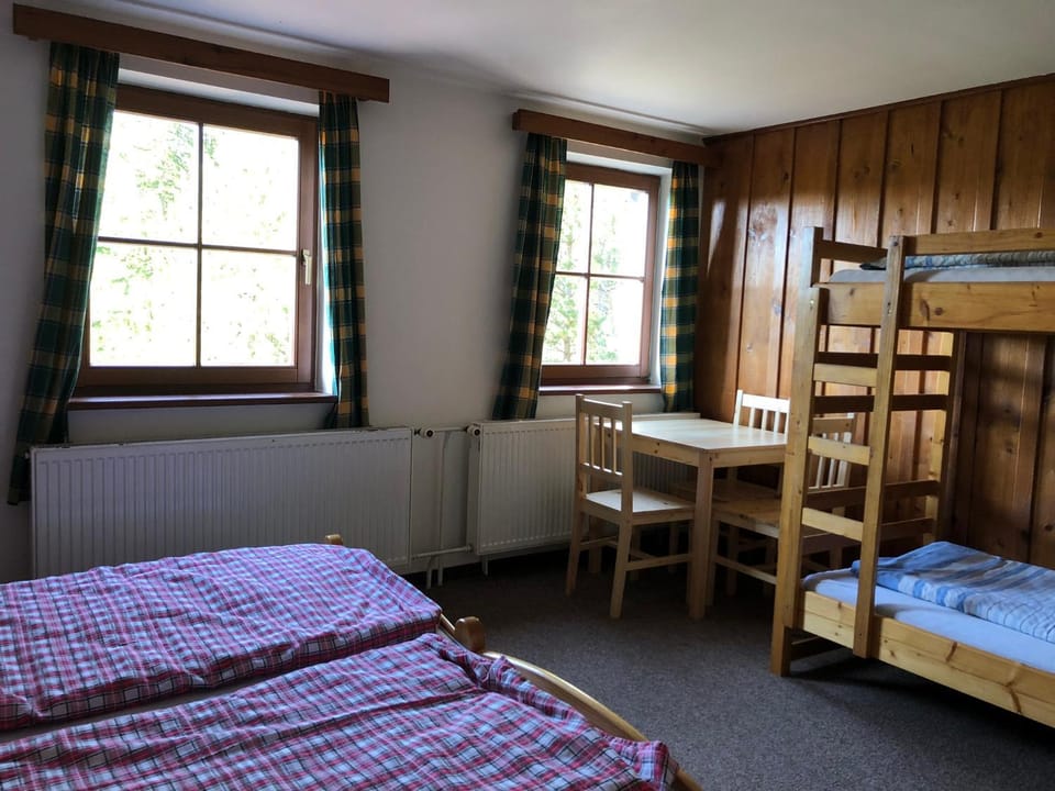 Penzion ''Pod Hůreckým vrchem'' Bed and Breakfast in Czechia