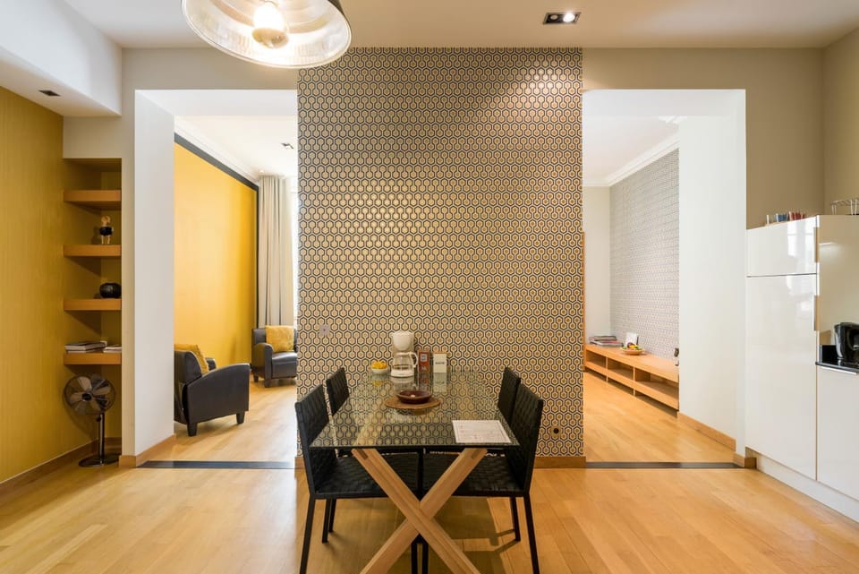 Coffee/tea facilities, Kitchen or kitchenette, Dining area
