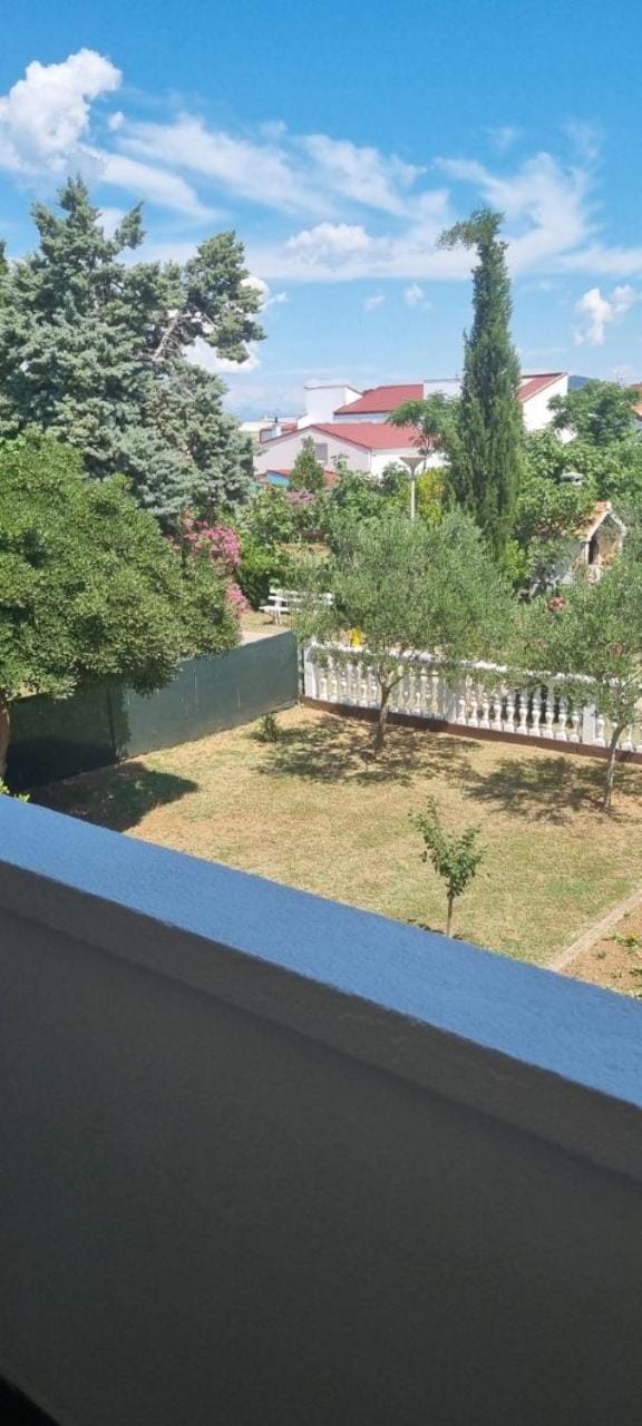 Balcony/Terrace, Garden view