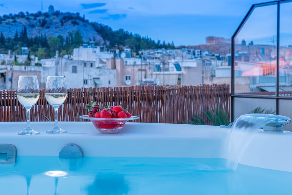 Patio, Hot Tub, View (from property/room), Balcony/Terrace, Landmark view, Landmark view, Mountain view