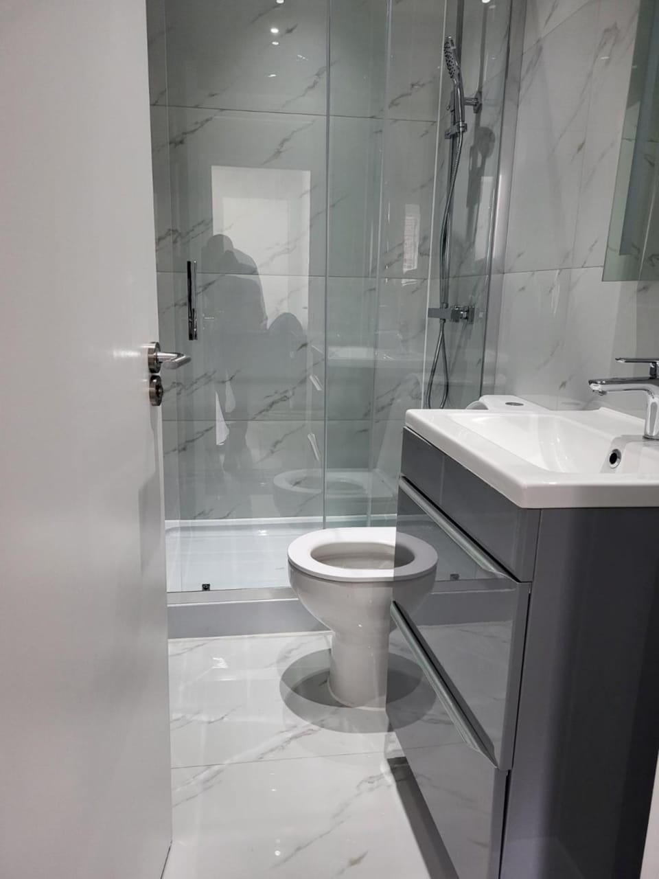 Toilet, Bathroom