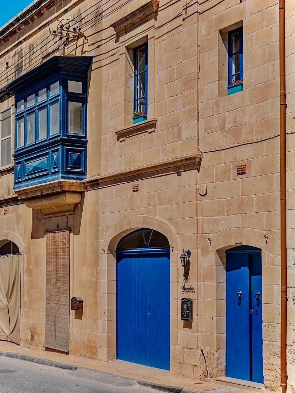 Property building, Day