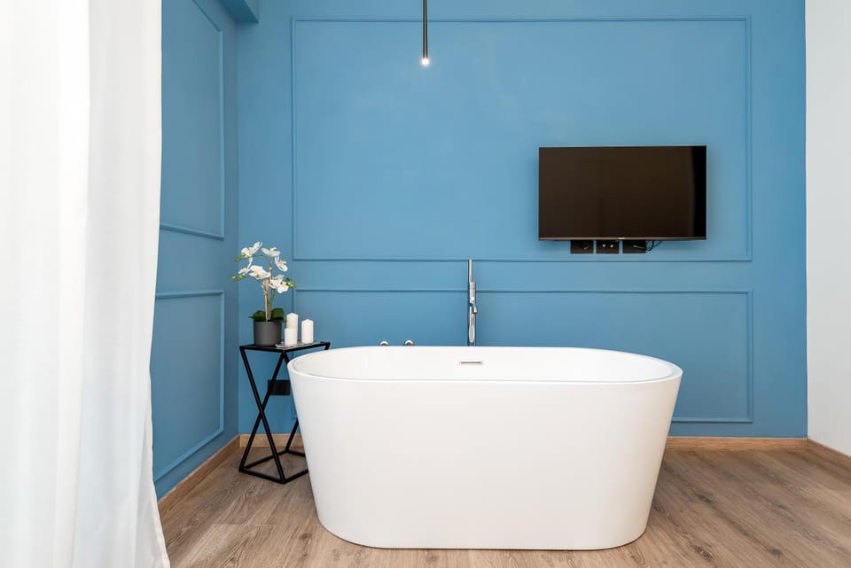 TV and multimedia, Bedroom, Bath