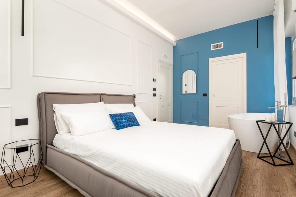 Bed, Bedroom, Bath, air conditioner