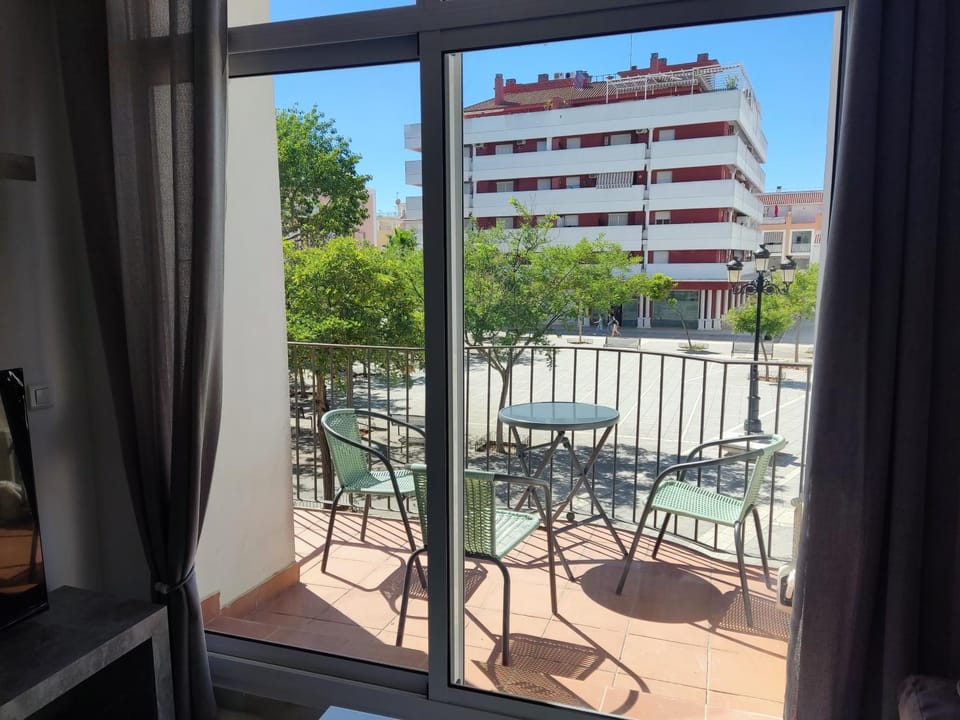 Patio, Day, View (from property/room), Balcony/Terrace