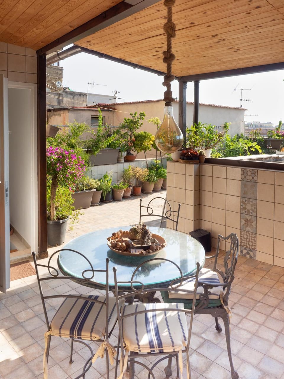 The Heart of Naples - Neapolitana Apartment in Naples