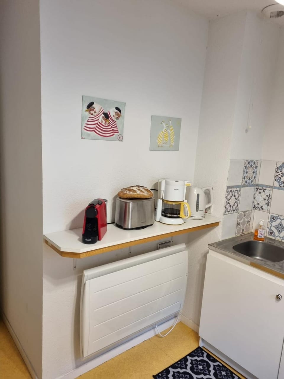 Coffee/tea facilities