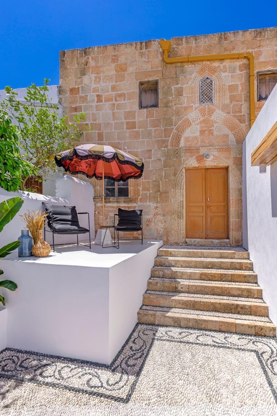 Inner courtyard view