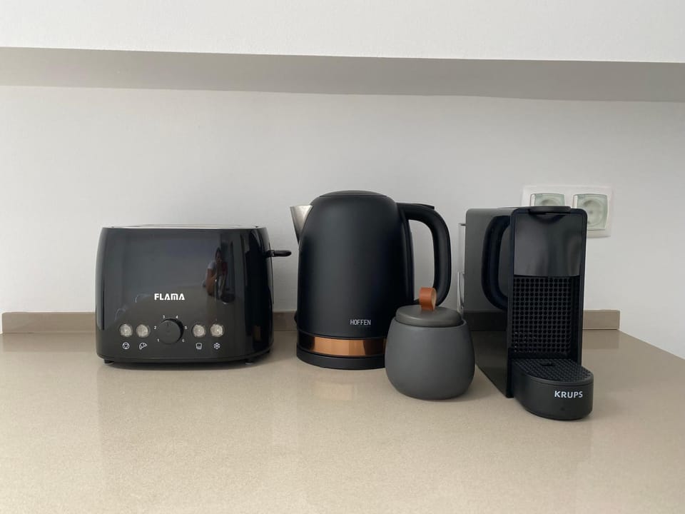 Kitchen or kitchenette, toaster, kitchen