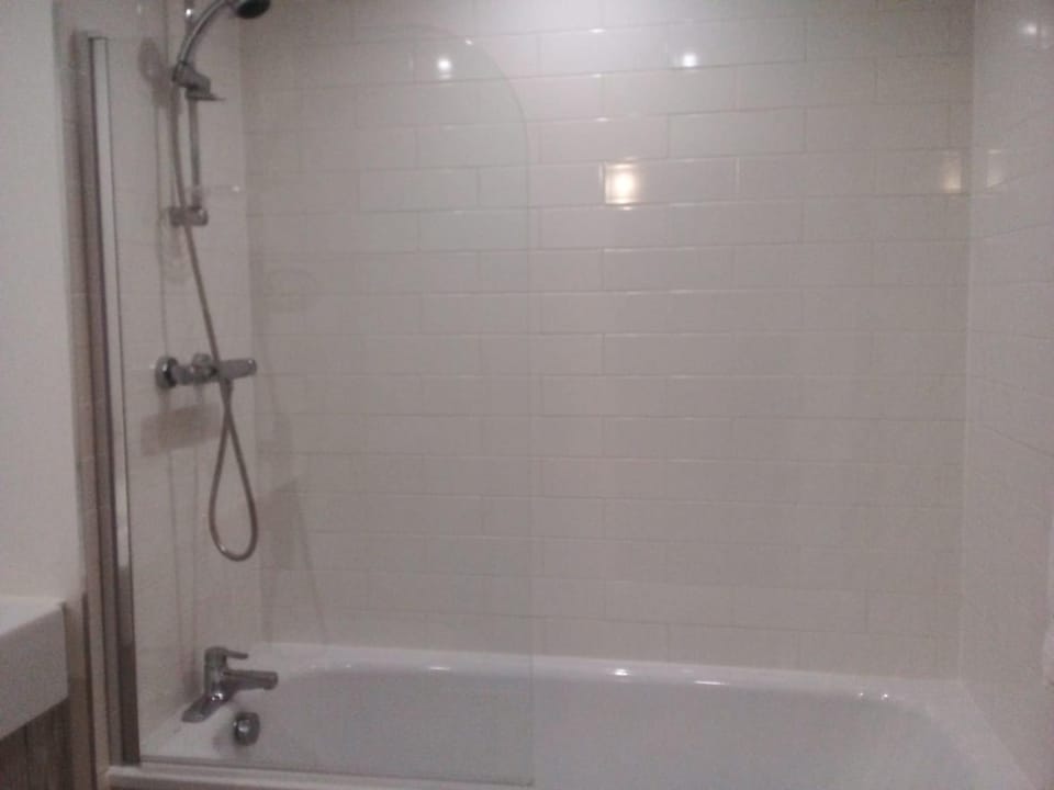 Shower, Bath