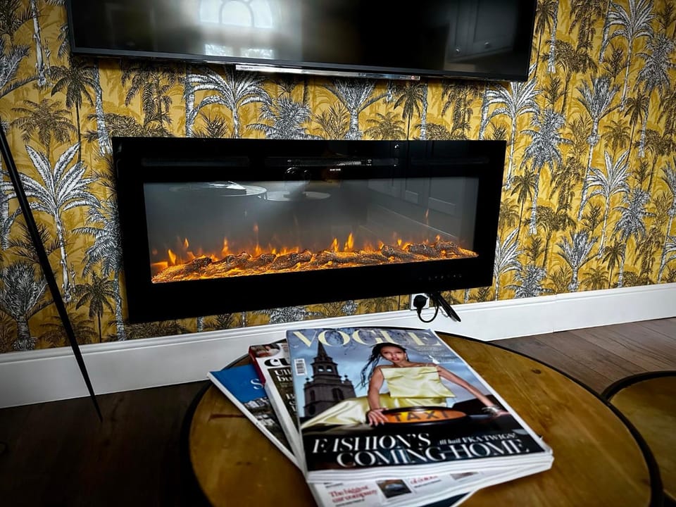 Living room, flat iron