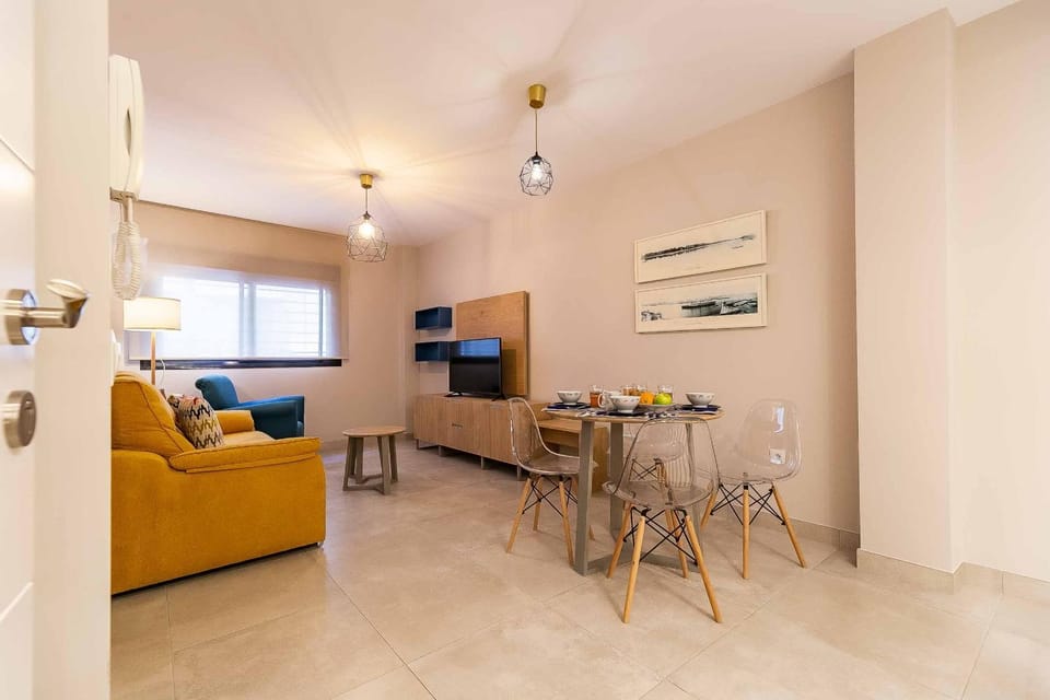 TV and multimedia, Living room, Dining area