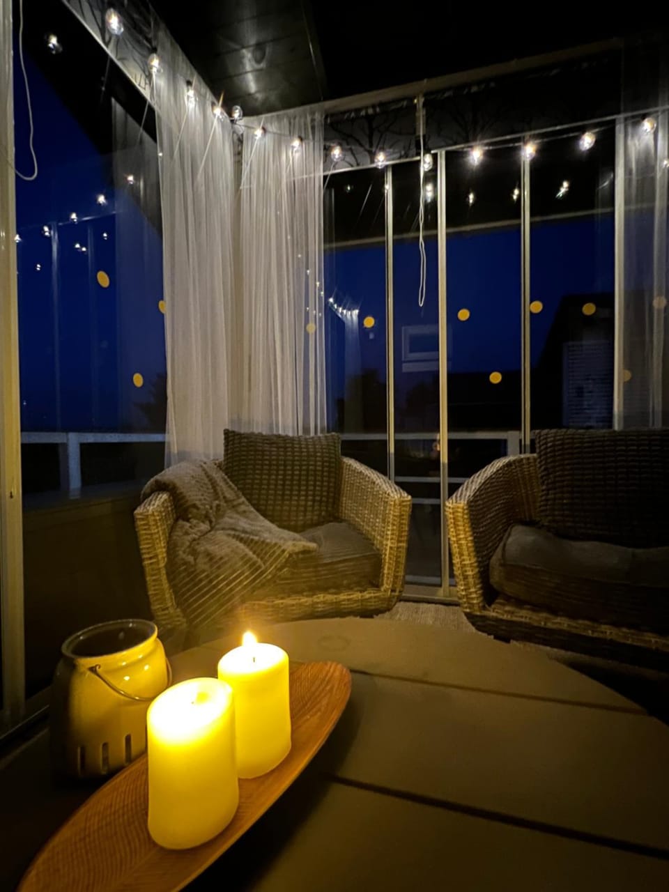 Patio, Balcony/Terrace, Seating area, Autumn
