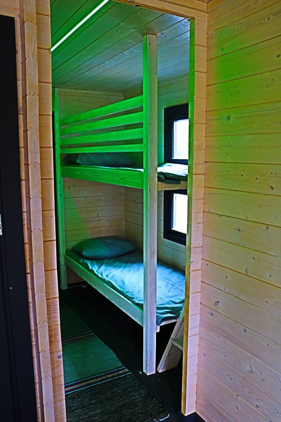 bunk bed