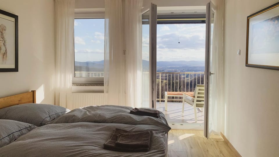 Bed, Natural landscape, View (from property/room), Balcony/Terrace, Photo of the whole room, Bedroom