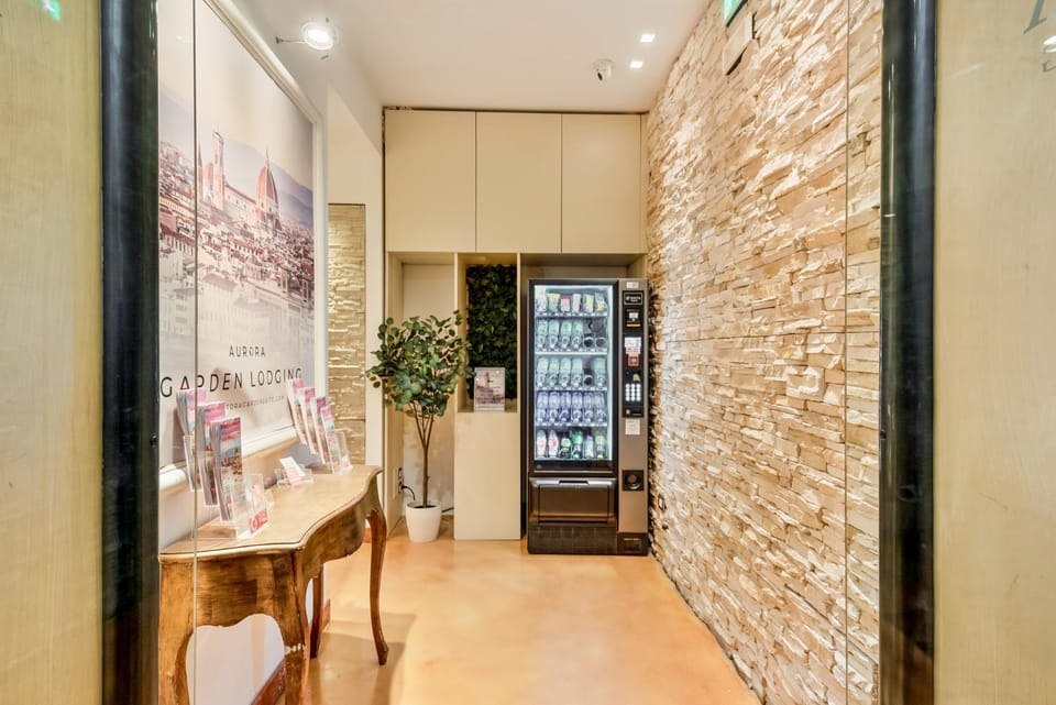 Aurora Garden Lodging - Rooms & Apartment Bed and Breakfast in Florence