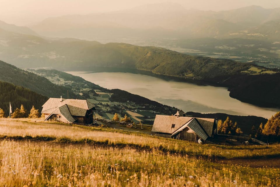 Natural landscape, Hiking, Hiking, On site, Lake view, Mountain view