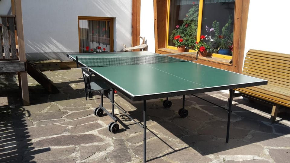 Table tennis