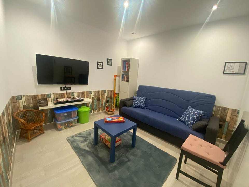 Game Room, TV and multimedia