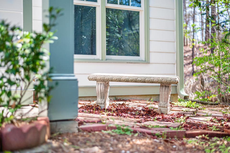 Cozy Industrial Kildaire Farms Home- near Downtown Apartment in Cary