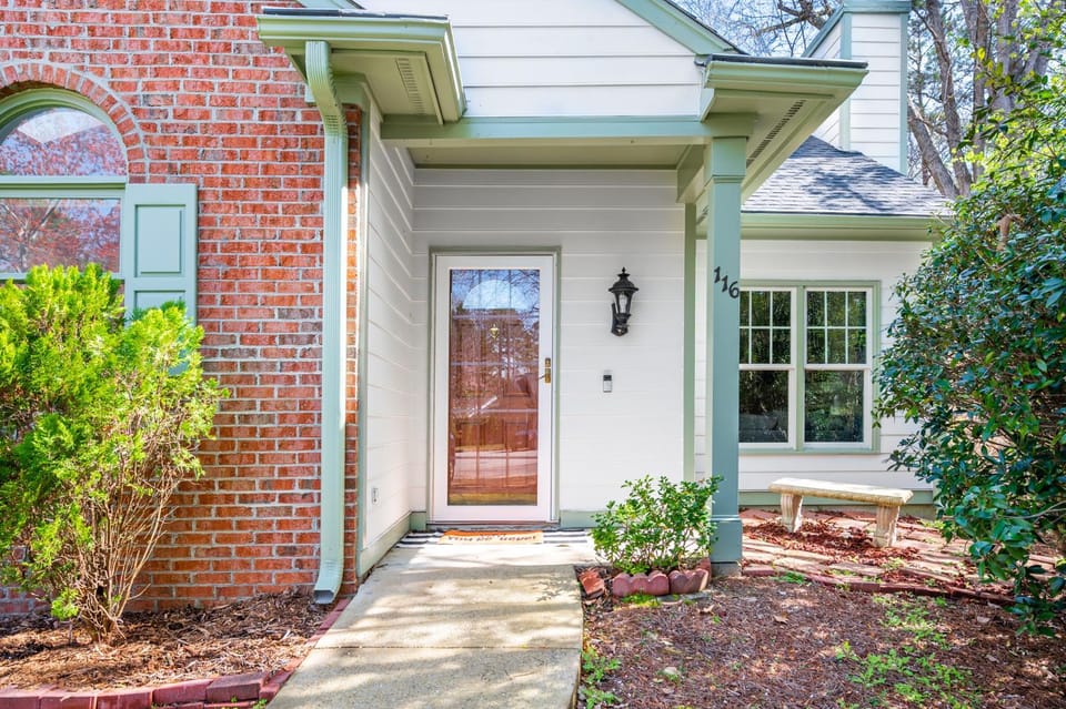 Cozy Industrial Kildaire Farms Home- near Downtown Apartment in Cary