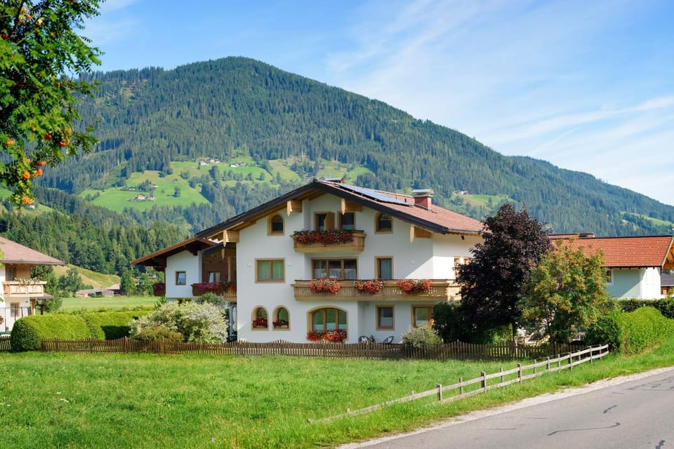Appartement-Gästehaus Ursula Apartment in Salzburgerland