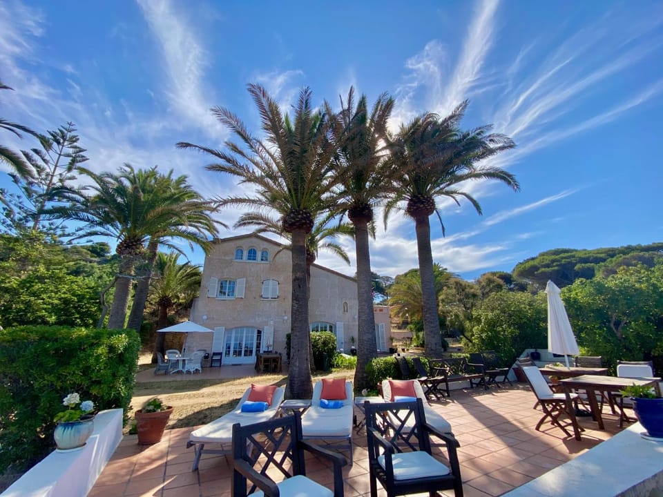 Villa les Palmiers Bed and Breakfast in Corsica