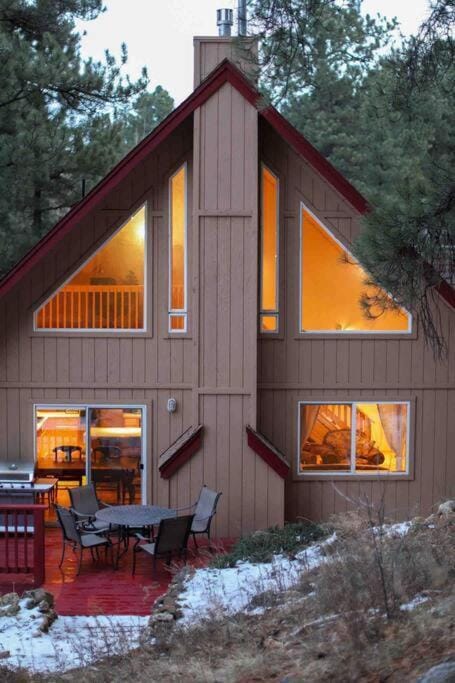 The A on Red Field, Hot Tub, Tesla Charger, A/C House in Kachina Village