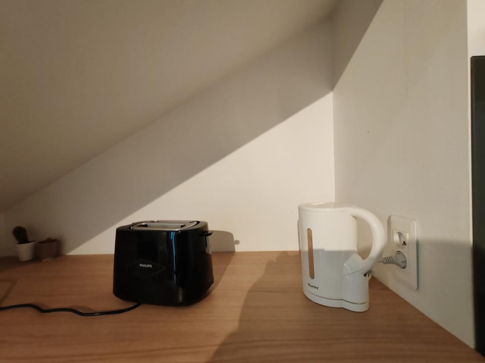 Coffee/tea facilities, Kitchen or kitchenette, toaster