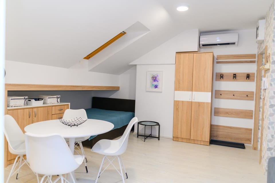 Sky Lux Apartment in Serbia