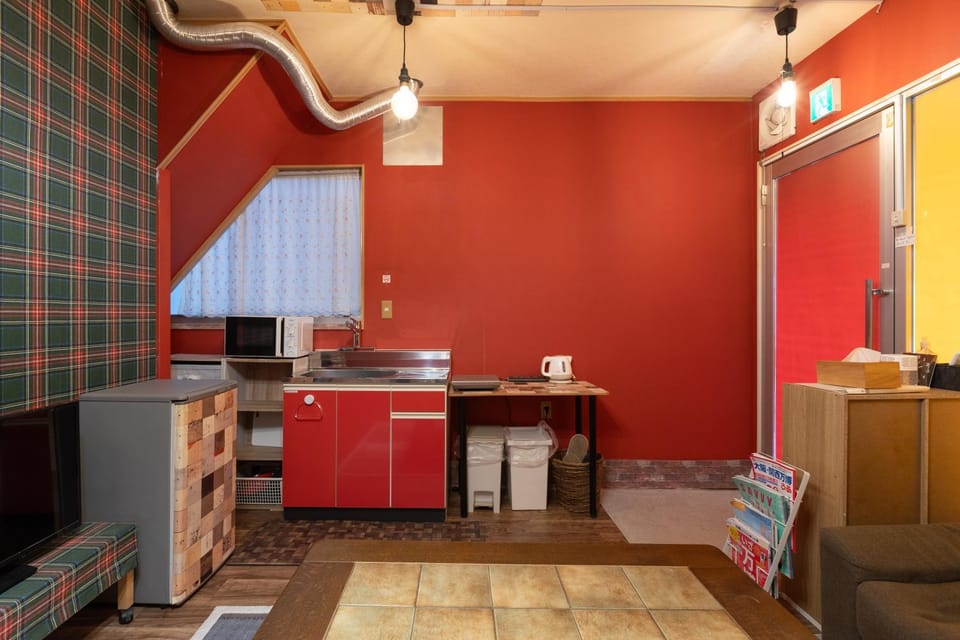 Kitchen or kitchenette