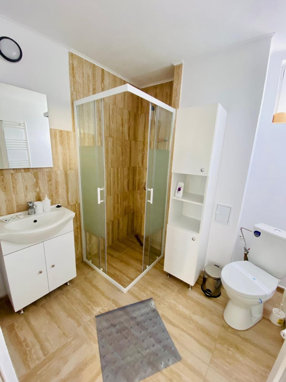 Pensiunea La Doinel Bed and Breakfast in Serbia