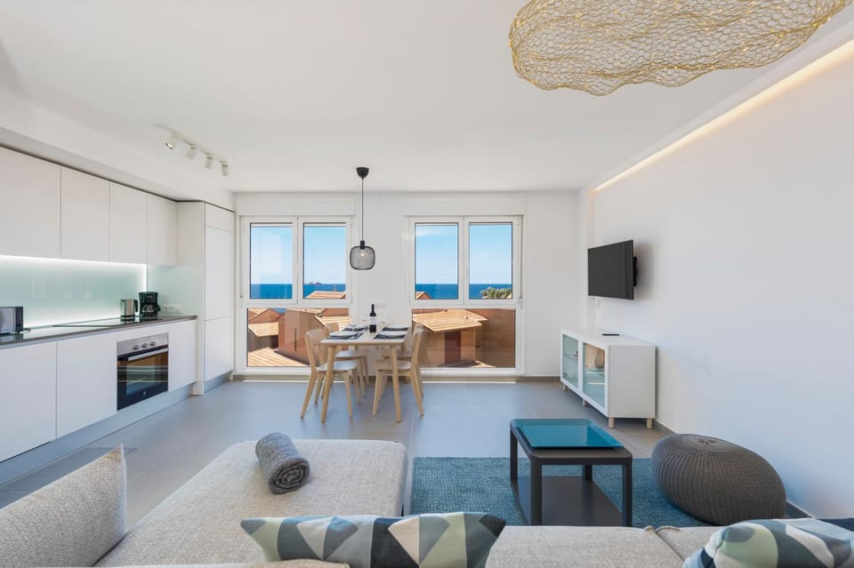 Living room, Dining area, Sea view, kitchen