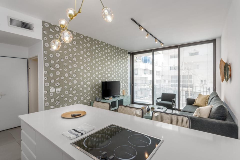 Hilton Beach Area- Perfect 1 BDR in a new building Apartment in Tel Aviv-Yafo