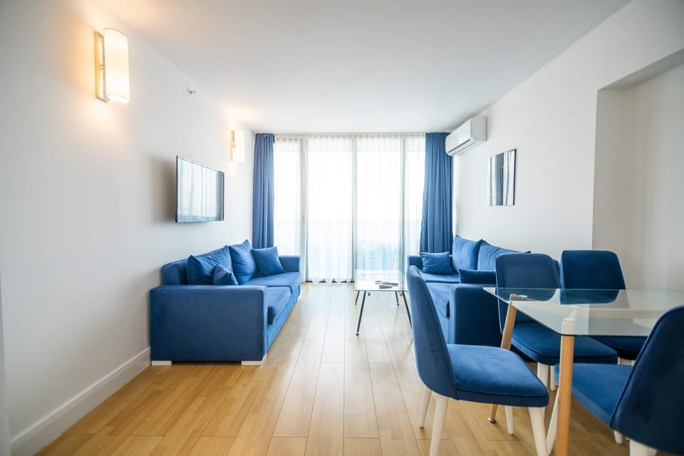 Lovely 2BR Apartment near by Sea Apartment in Batumi