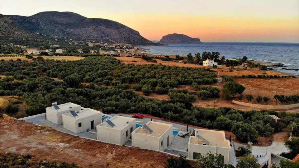 Property building, Bird's eye view