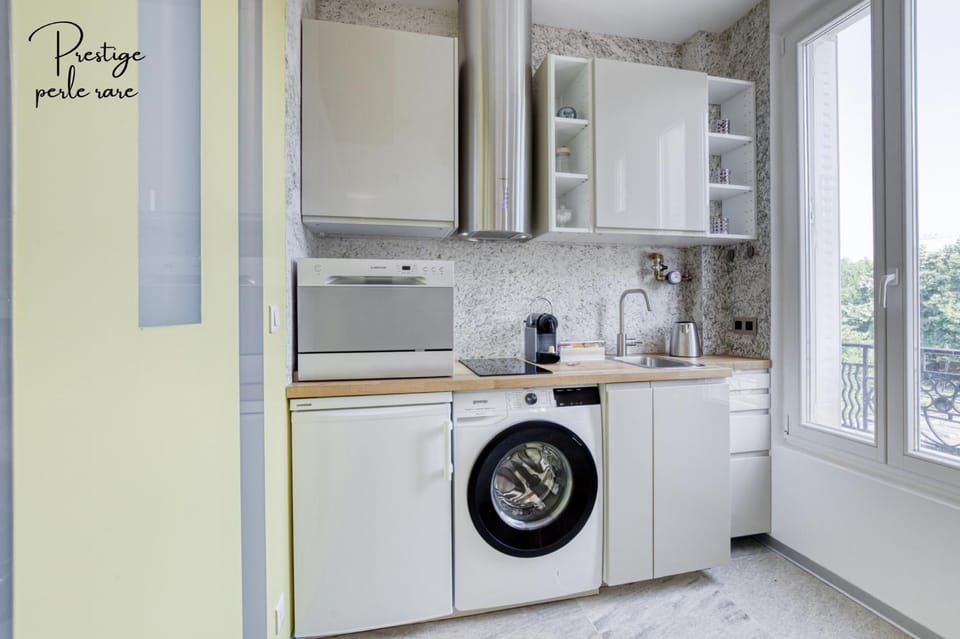 escalade romantique 5 min de Paris Apartment in Charenton-le-Pont