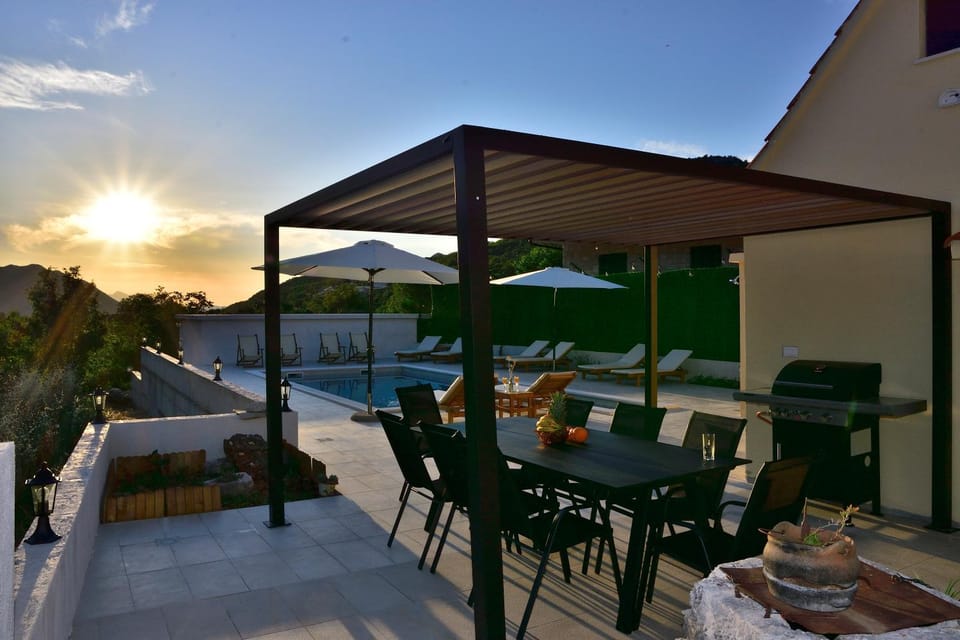 Patio, Swimming pool, Sunset