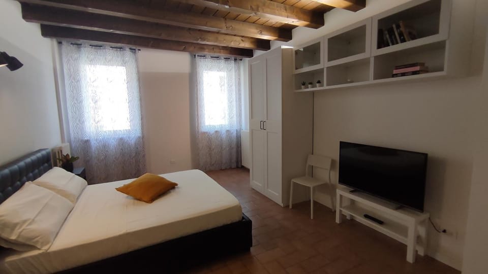 TV and multimedia, Bedroom