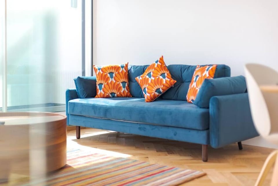 Stunning Two Bed Apartment RH8 Apartment in London Borough of Camden