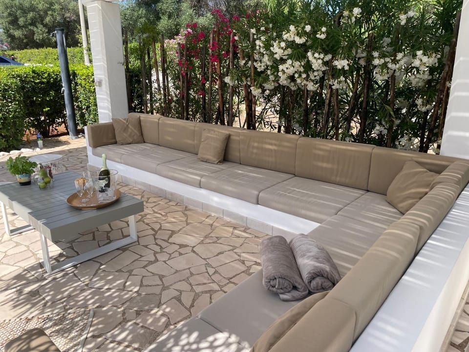 Lounge or bar