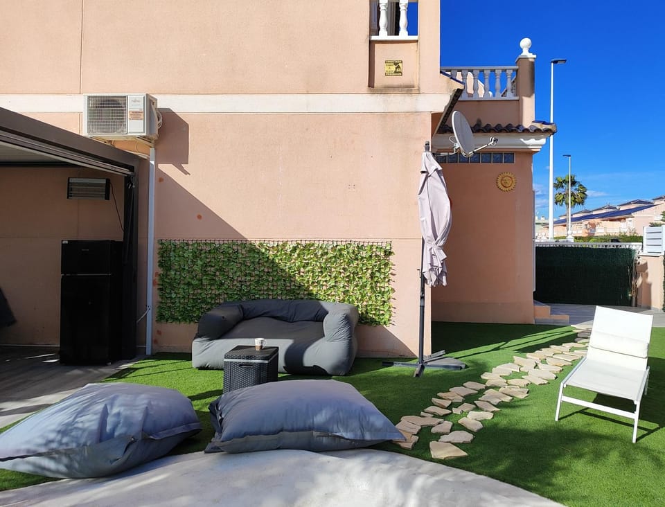 Property building, Garden