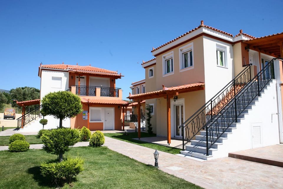 Property building, Garden