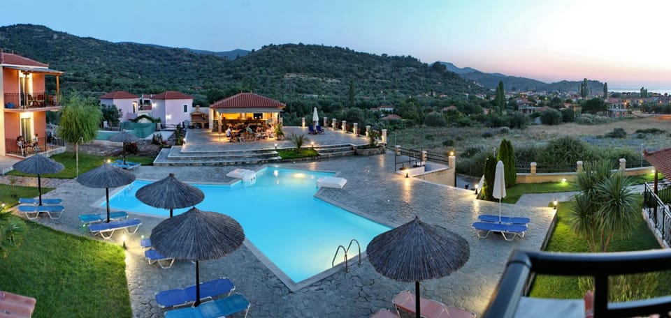 Pool view, Swimming pool