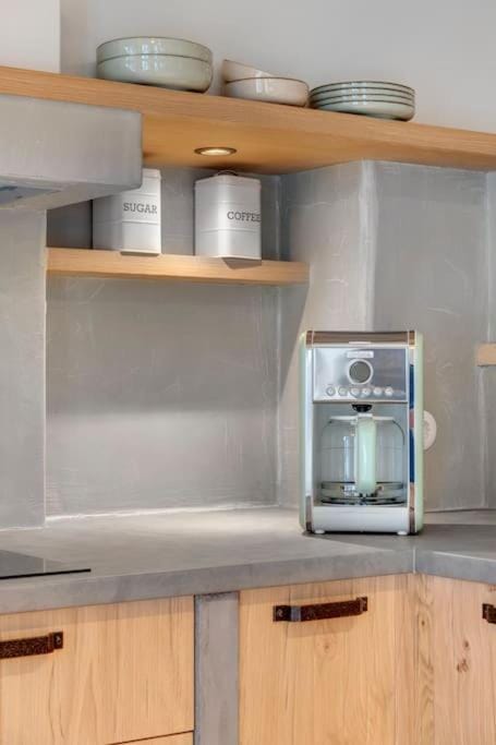 Coffee/tea facilities, Kitchen or kitchenette