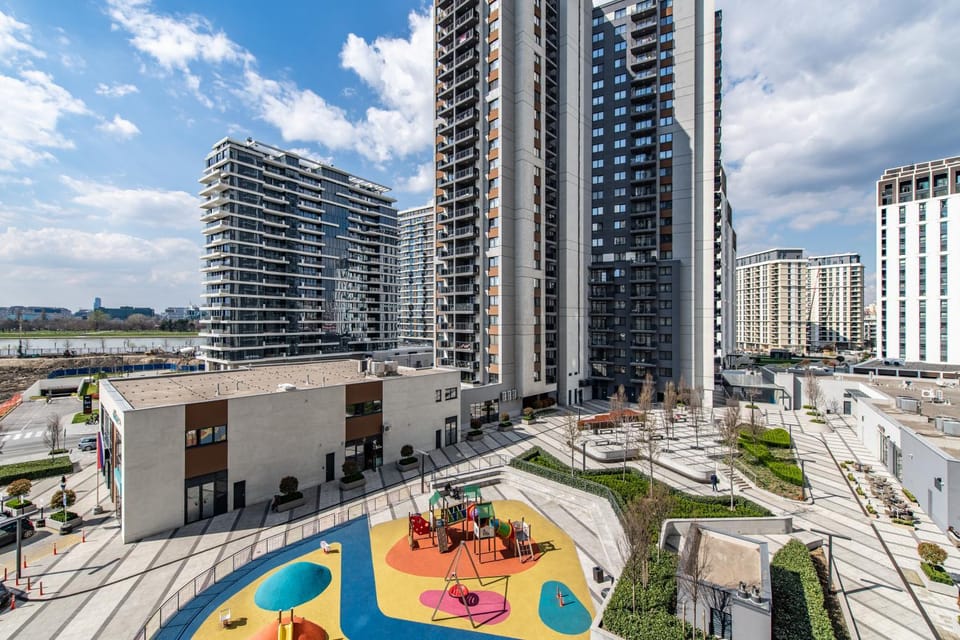 Property building, Day, Neighbourhood, Children play ground, City view, Street view, Location