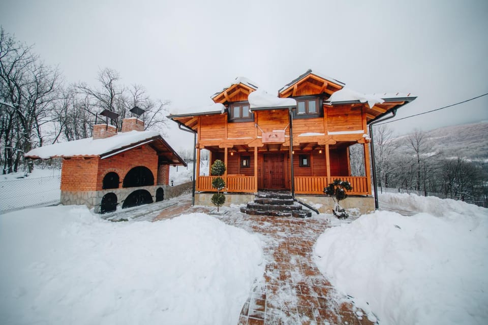 Property building, Winter