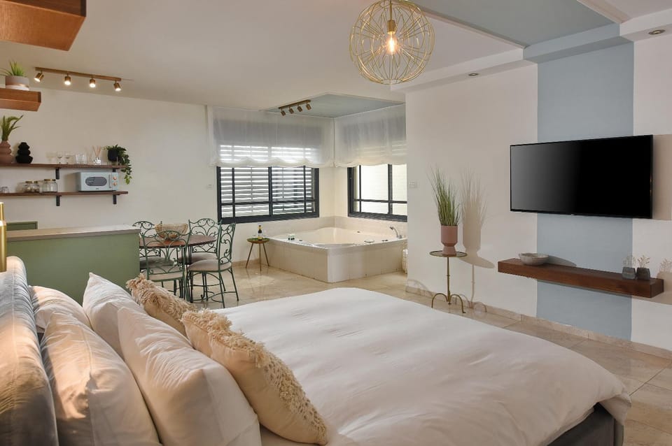 סוויטות מוריה - Moria Suites Bed and Breakfast in North District
