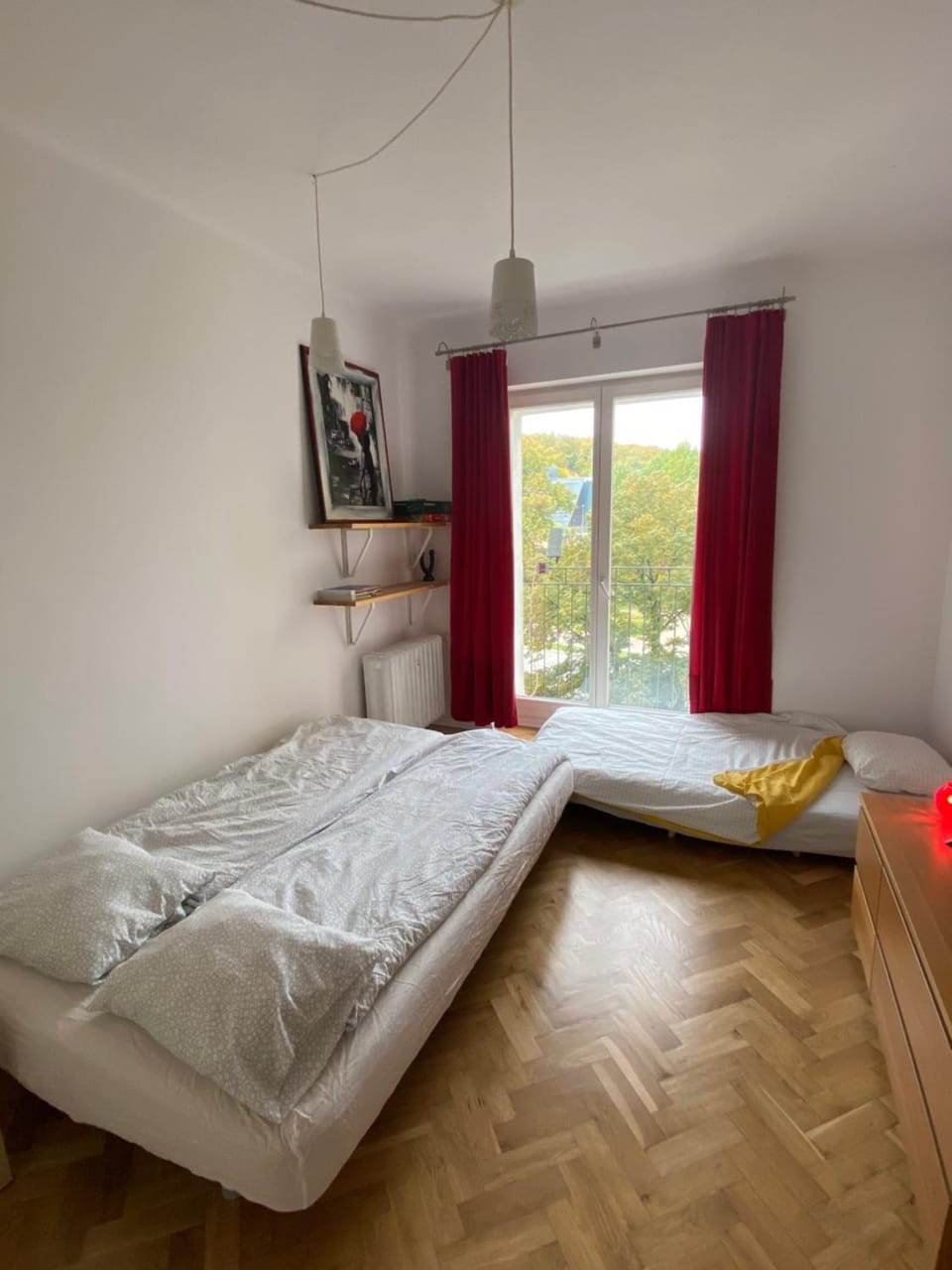 Kawalerka w centrum Gdyni z osobną kuchnią, 15 min spacerem od morza Apartment in Pomeranian Voivodeship